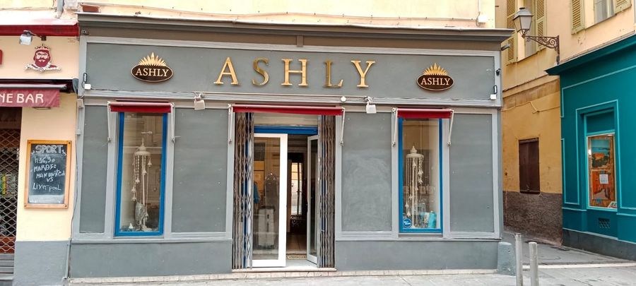 Enseigne lettres découpées dibond miroir — Ashly, Nice (06) | Posemasignaletique.fr